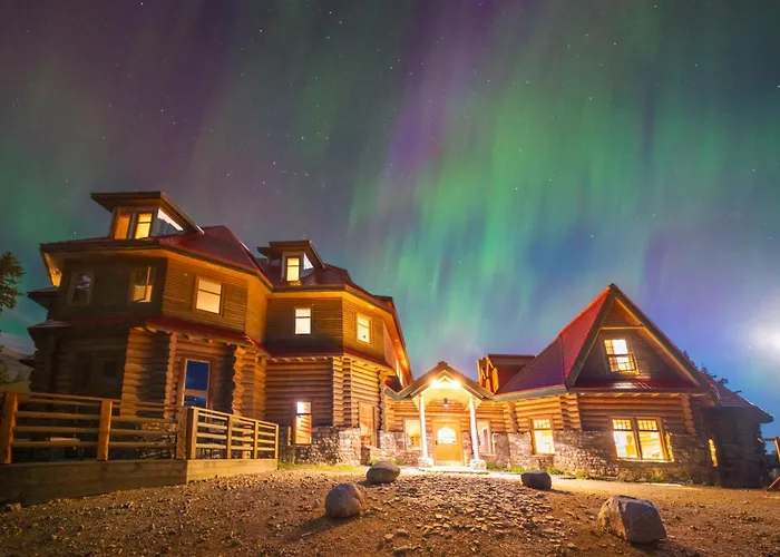 The Lodge At Bow Lake Lake Louise