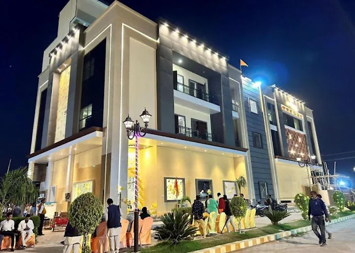 The Rudraksh Hotel By Grb Chhatarpur