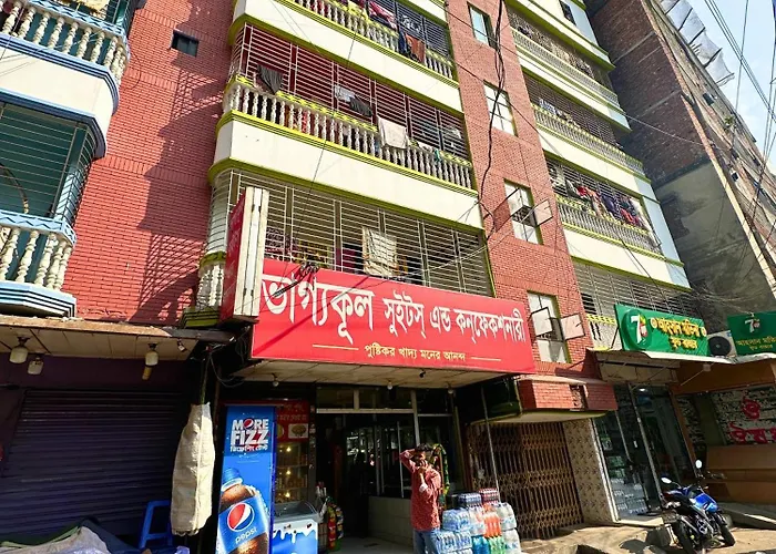 Mohammadia Restaurant & Guest House Near United Hospital Dhaka
