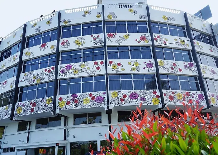 Riverine Garden Hotel Chukai