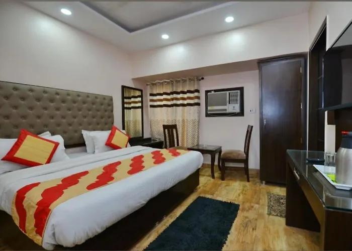 Hotel Green Snapper'100 M From Delhi University Near Isbt Kashmiri Gate New Delhi