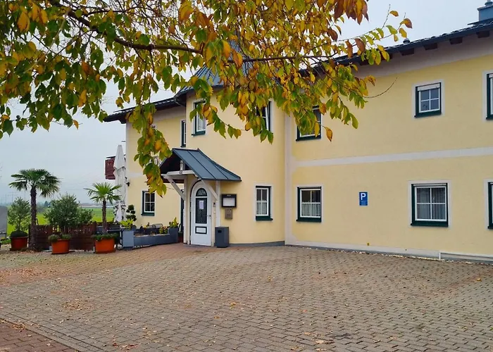 Zur Turmstube Hotel Dossenheim