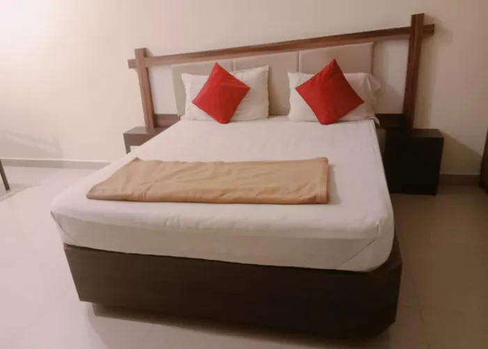 Temple City Lake Inn Madurai