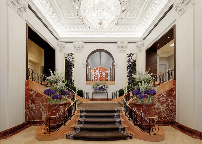 The Peninsula New York Otel