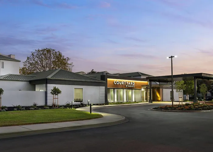 Courtyard By Marriott San Mateo Foster City