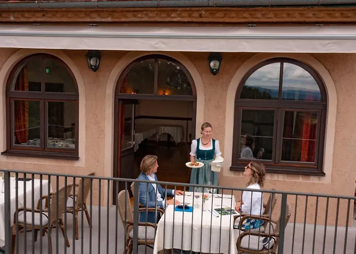 Burg Deutschlandsberg Hotel