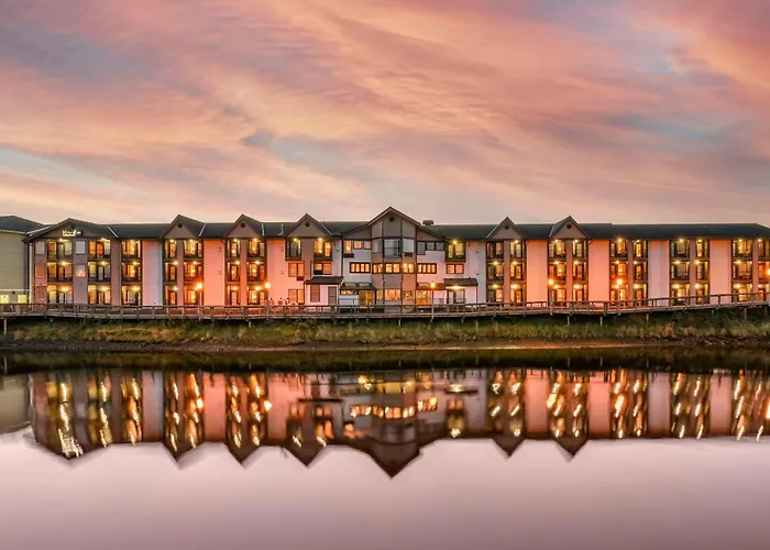 Kathryn Riverfront Inn, An Ascend Collection Hotel Seaside