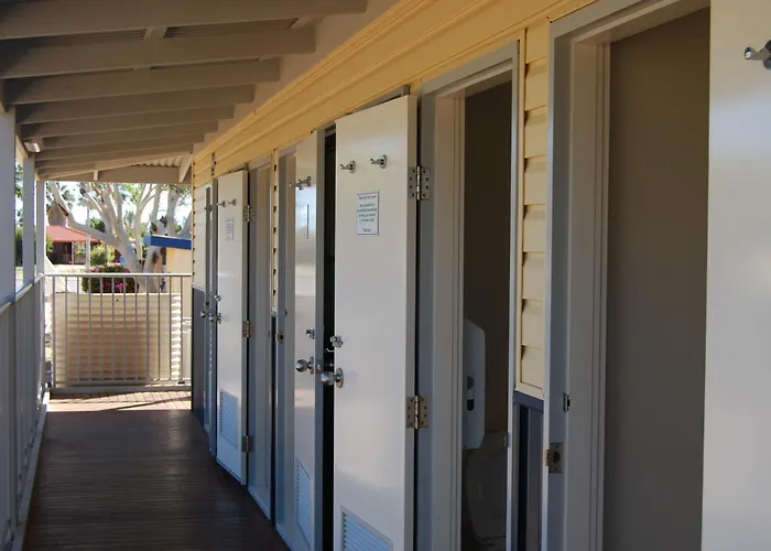 Coral Coast Tourist Park Hotel Carnarvon