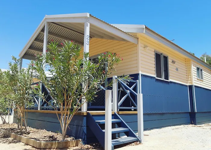 Coral Coast Tourist Park Hotel Carnarvon