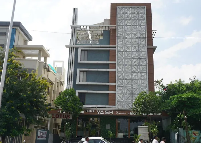Hotel Yash Executive Aurangabad 