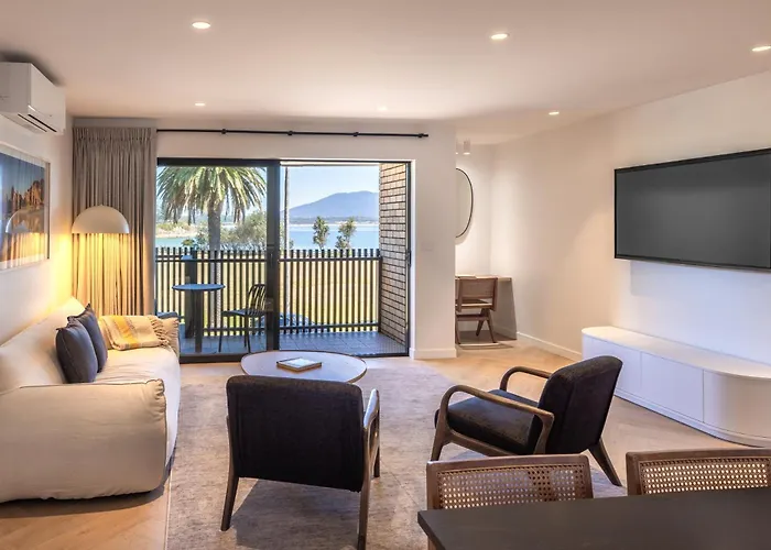 Bermagui Beach Hotel