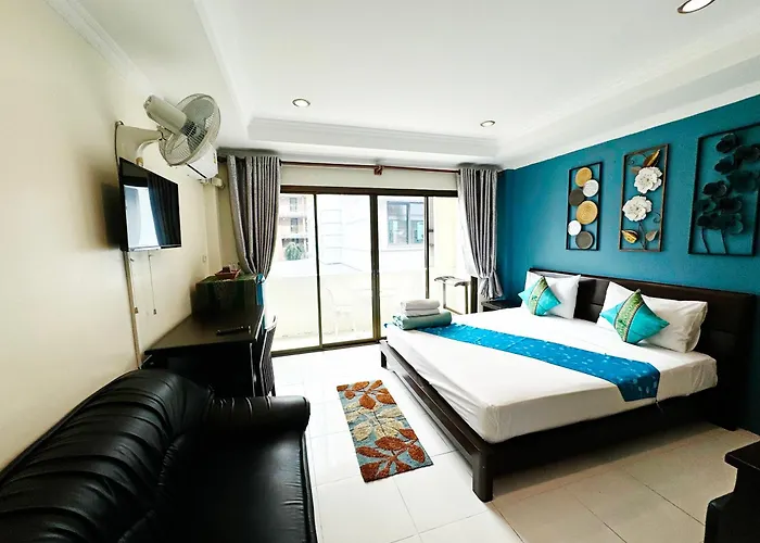 Sky Silk Decoration House Hotel Patong