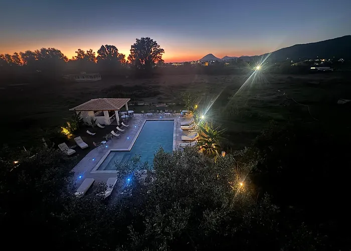 Kapetanios Luxury Aparthotel Agios Georgios 