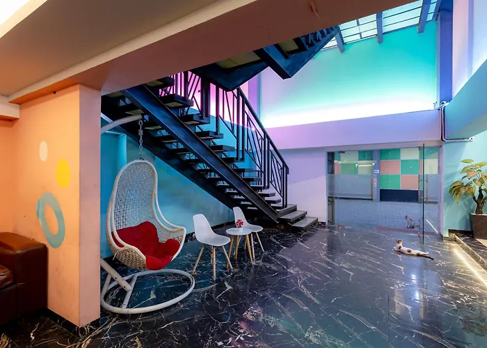 Sans Hotel Rumah Kita Daan Mogot By Reddoorz Jakarta