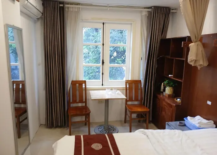 simple 14 nha chung Hotel Hà Nội