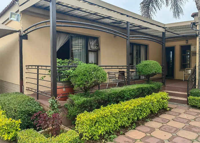 Leondale Guest House Germiston