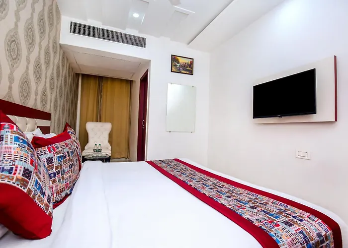 Hotel A Star - 50 Meter From Golden Temple Amritsar