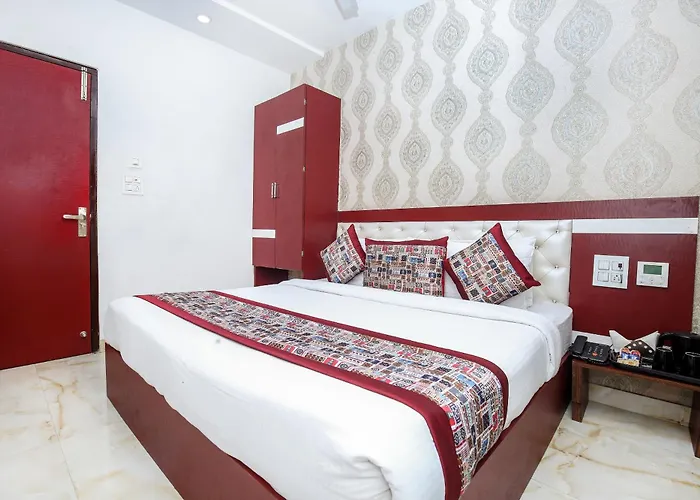 Hotel A Star - 50 Meter From Golden Temple Amritsar