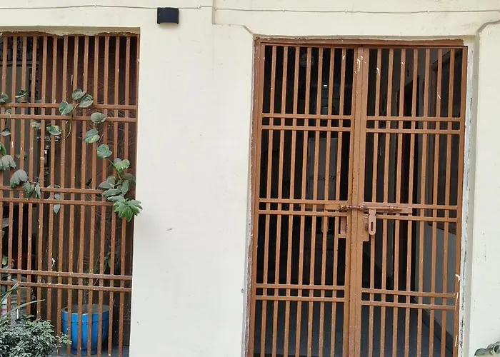 Sanat Kumar Das Yatri Niwas Ayodhya