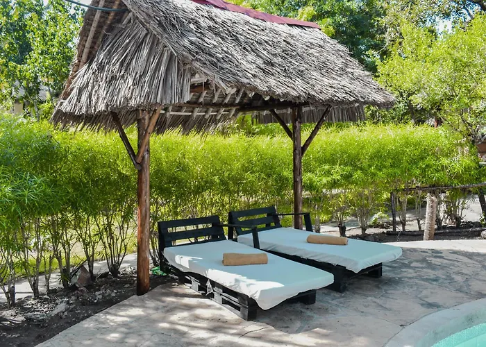 African Hut Tiny Cottage Diani Beach