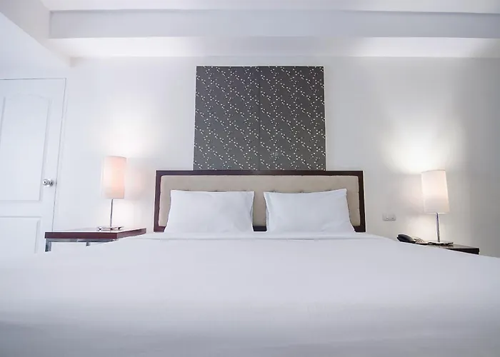 Romance Hotel Bangna กรุงเทพมหานคร