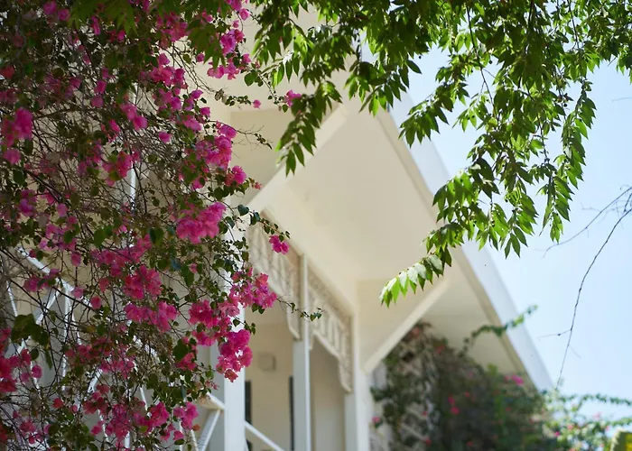 Isla Indah Retreat Boutique Hotel Nusa Lembongan 