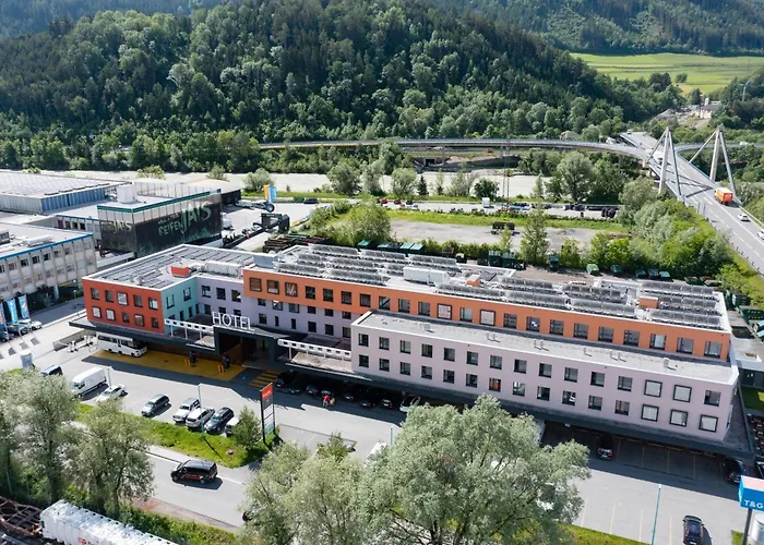 Hwest Hotel Hall in Tirol