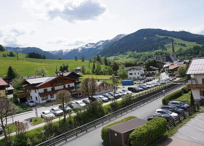 Pension & Appartements Anny Maria Alm am Steinernen Meer