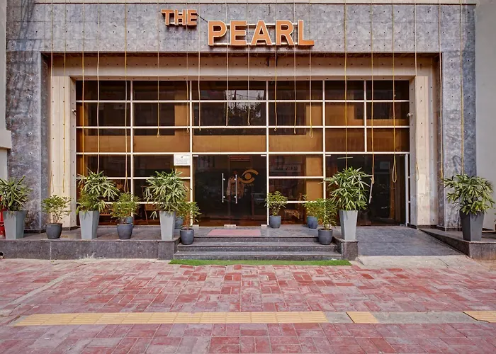 Hotel The Pearl, City Center - Traveler'S Choice Award Winner For 2025 New Delhi