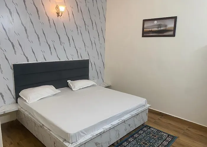 Hotel Nirmal - Budget Friendly Rooms Near Fortis Hospital And Marriage Palaces Amritsar