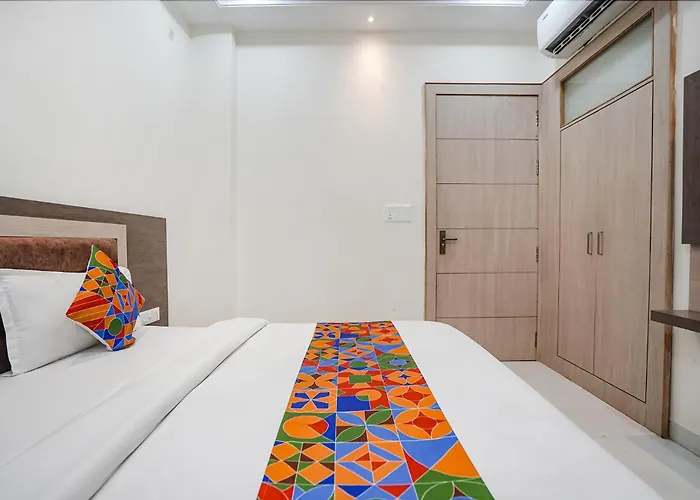 Fabhotel Shri Giriraj Ji Dham Vrindavan