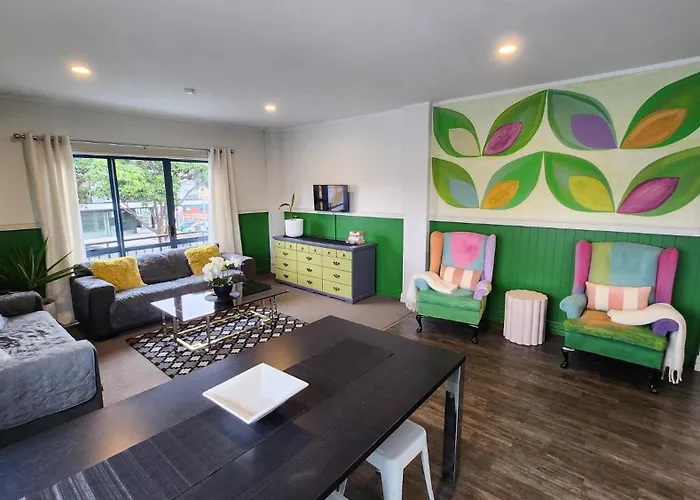 Arty Apartments Tauranga