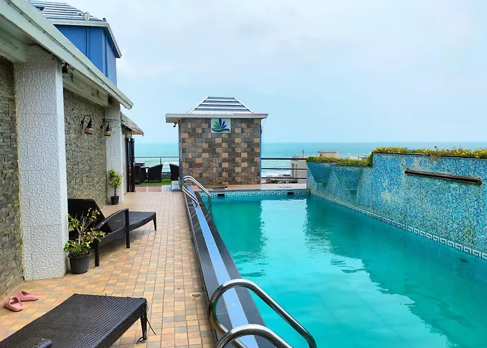 Sagar Kanya Inn - Where Every Sea-Facing Room Offers A Breathtaking View, Luxurious Swims In Our Pool, Delectable Dining At Our Restaurant, And Seamless Comfort With Modern Amenities Like Elevators Puri