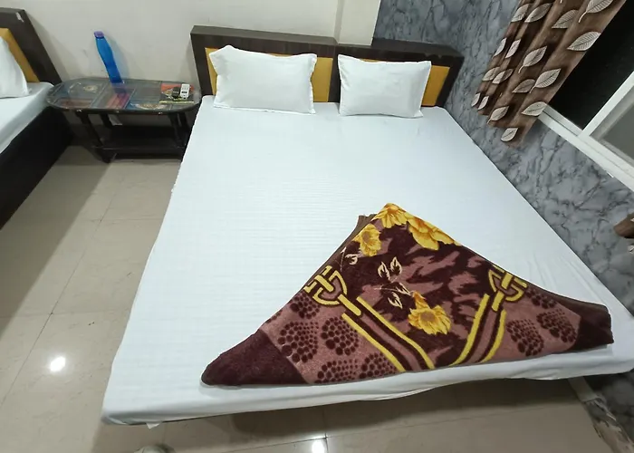 Ginger Hotels Ujjain Tower Kshipra Inn-Family Stay Airconditioned Hotel