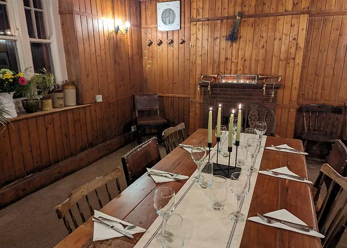 The Three Horseshoes Inn Bridport