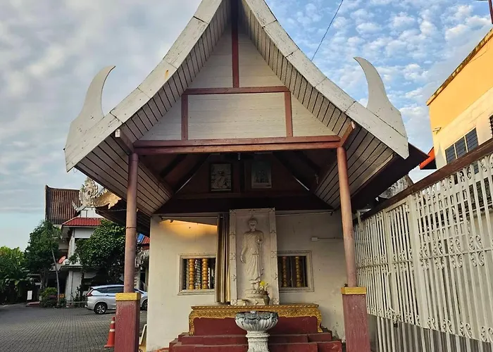 Cooper Guest House Chiang Mai