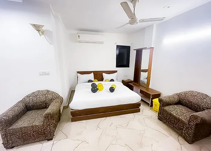 Hauz Khas Villa - Near Fort New Delhi
