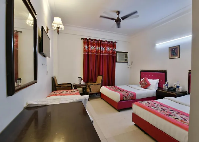 Family Spot Hotel New Delhi