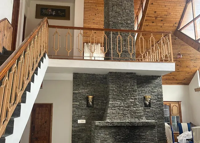 Mrikula Cottage Manali 