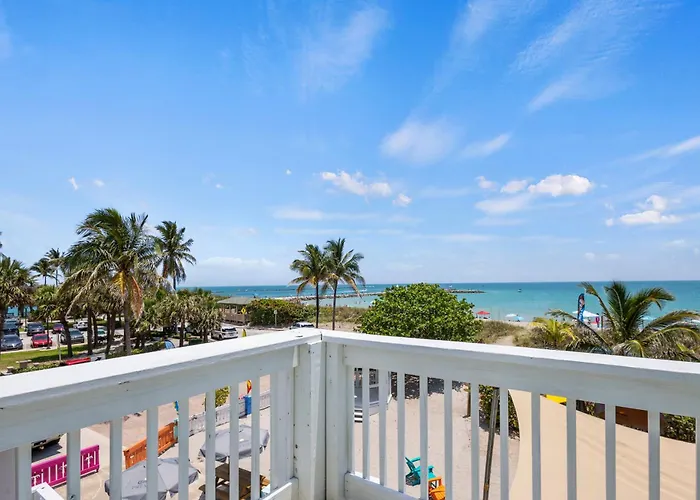 Oceanfront Inn, Inlet View Room, King Bed, #14 Fort Pierce