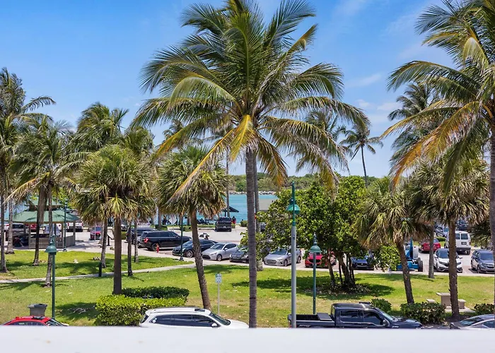 Oceanfront Inn, Inlet View Room, King Bed, #14 Fort Pierce