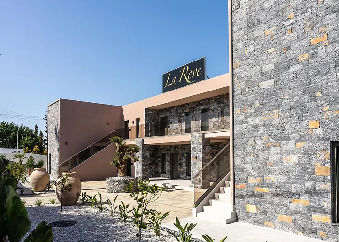 La Reve Luxury Apartments With Private Jacuzzi Hersonissos 