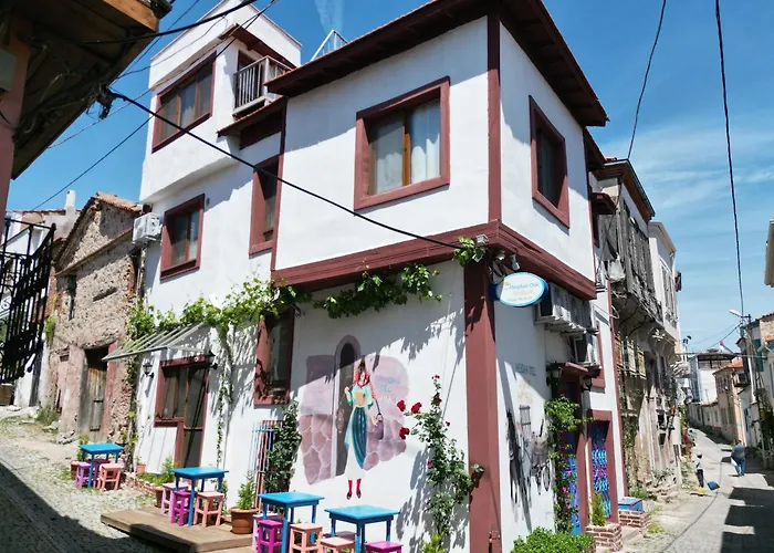 Meydan Otel Ayvalı