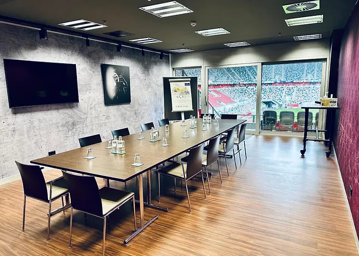 Tulip Inn Hotel Duesseldorf Arena - 2 Minuten Fussweg Zur Messe