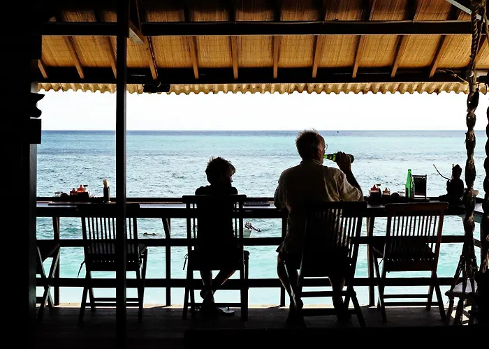 Bale Bingin Beachfront Stay Uluwatu 
