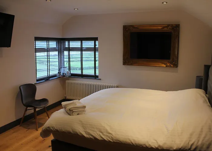The Boshaw Trout Hotel Holmfirth