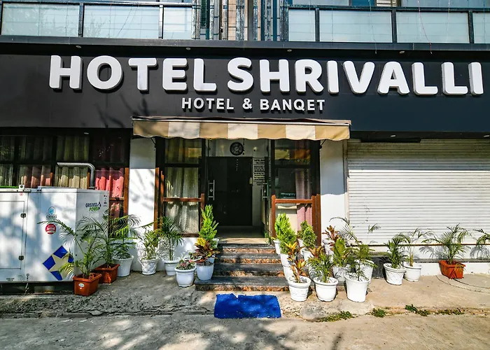 Fabhotel Shrivalli Indore