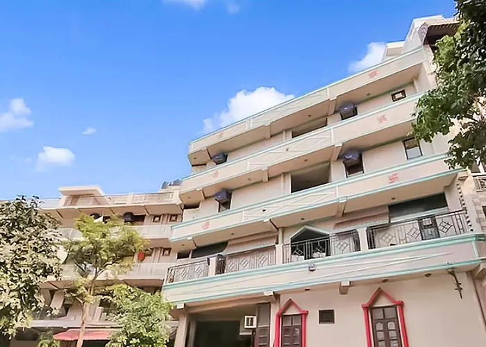 Nizamuddin Railway Station Hotel New Delhi