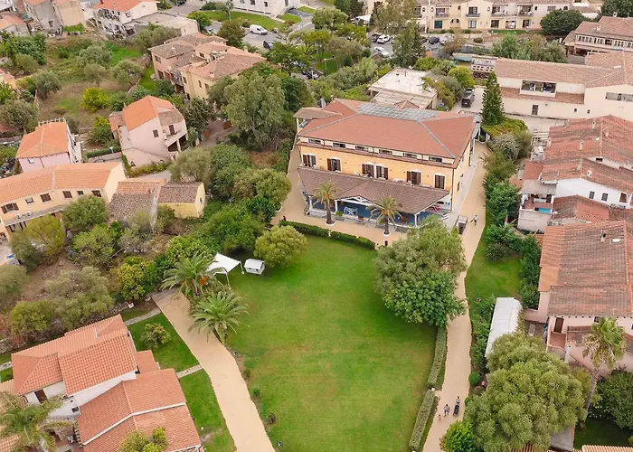 Zeta Club San Teodoro Le Rose Hotel