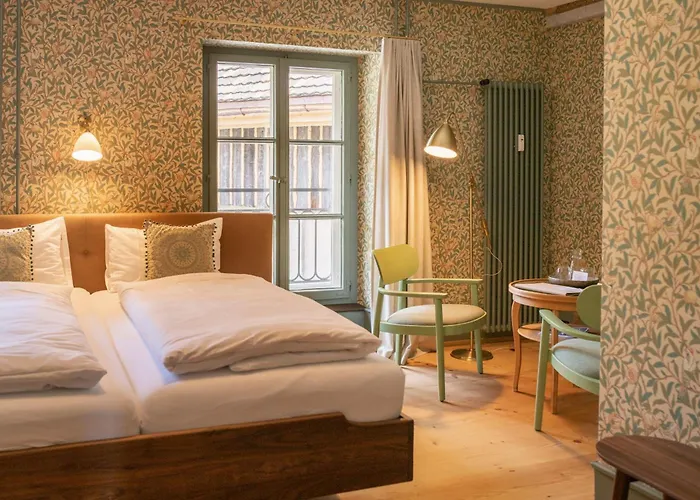 Kultur-Gästehaus Villa Sonnenberg Lenzburg